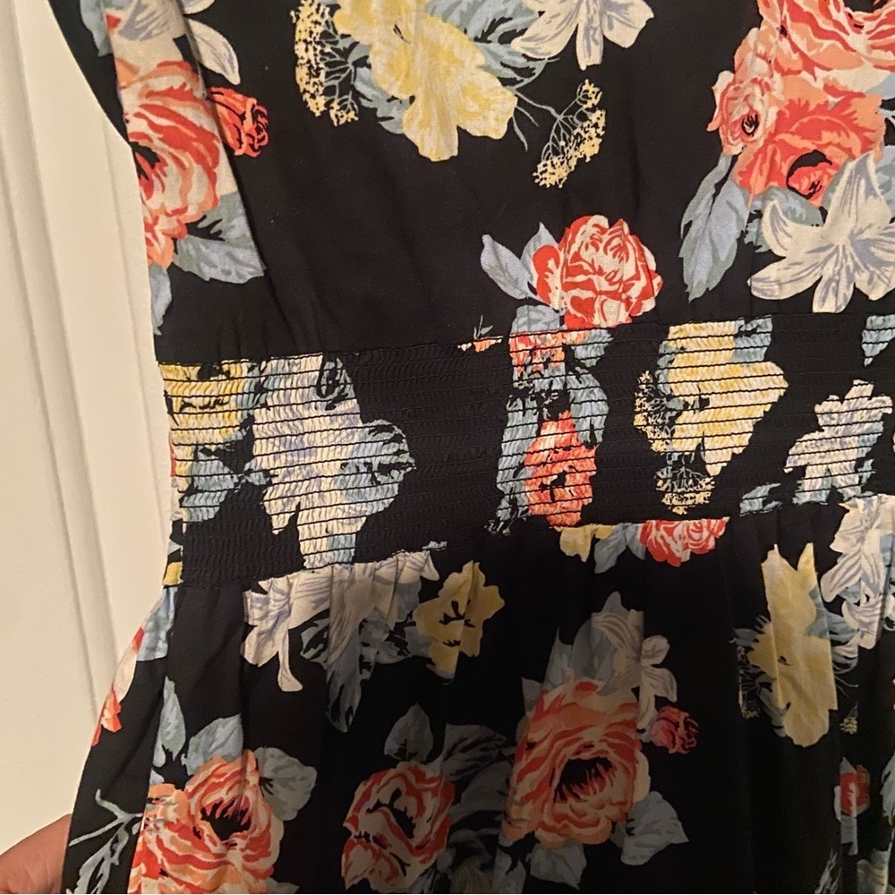 Guess Dress - Picture 5 of 9